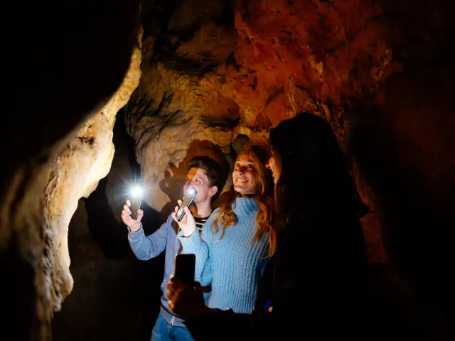 3186 Activites Au Chateau De Commarque Les Conteurs