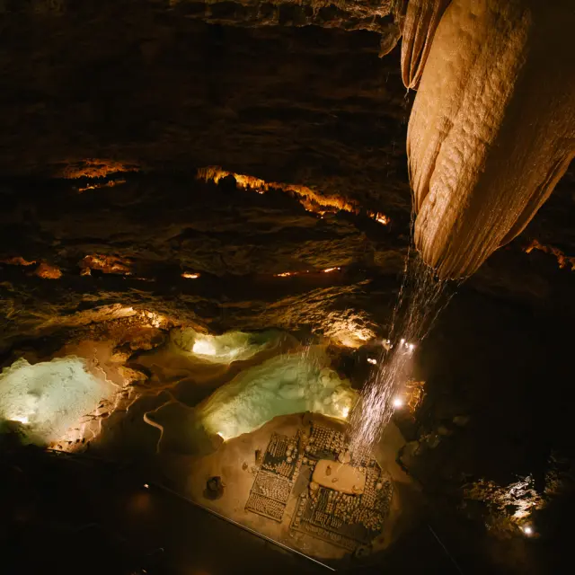 745 Interieur Du Gouffre De Proumeyssac Les Conteurs