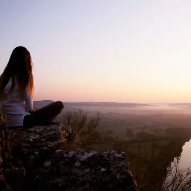 Perspectives Etonnantes Roc Des Monges