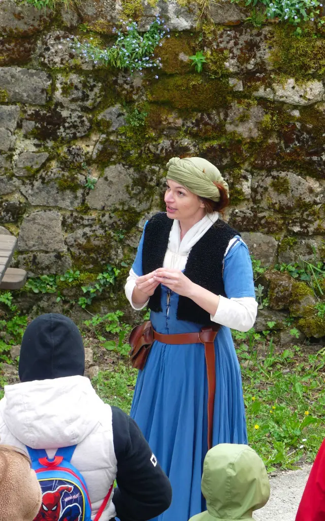 Visite guidée aux Tours de Merle - Graziella Cristiani