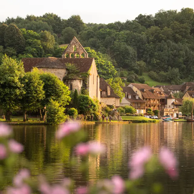 02528 Otvd Cc By Ncdan Courtice Penn Graphics.jpg 1920px