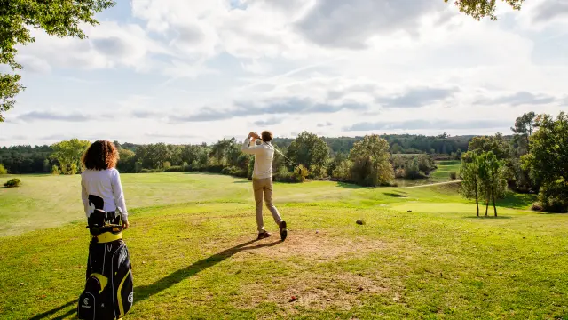 2785 Lodges Du Golf De La Marterie Les Conteurs