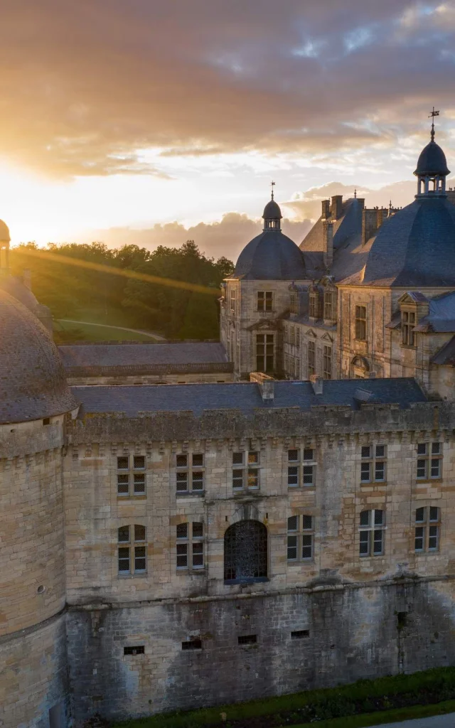 5608 Chateau De Hautefort Dordogne Libre