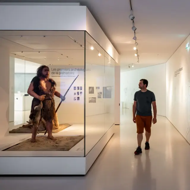 9594 Pcu Pip Les Eyziesinstapadesstudio Instapadesstudio Expireson 2033 07 31