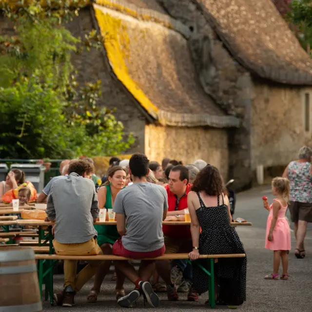 Marche De Pays Monceaux Sur Dordogne Malika Turin.jpg 1920px