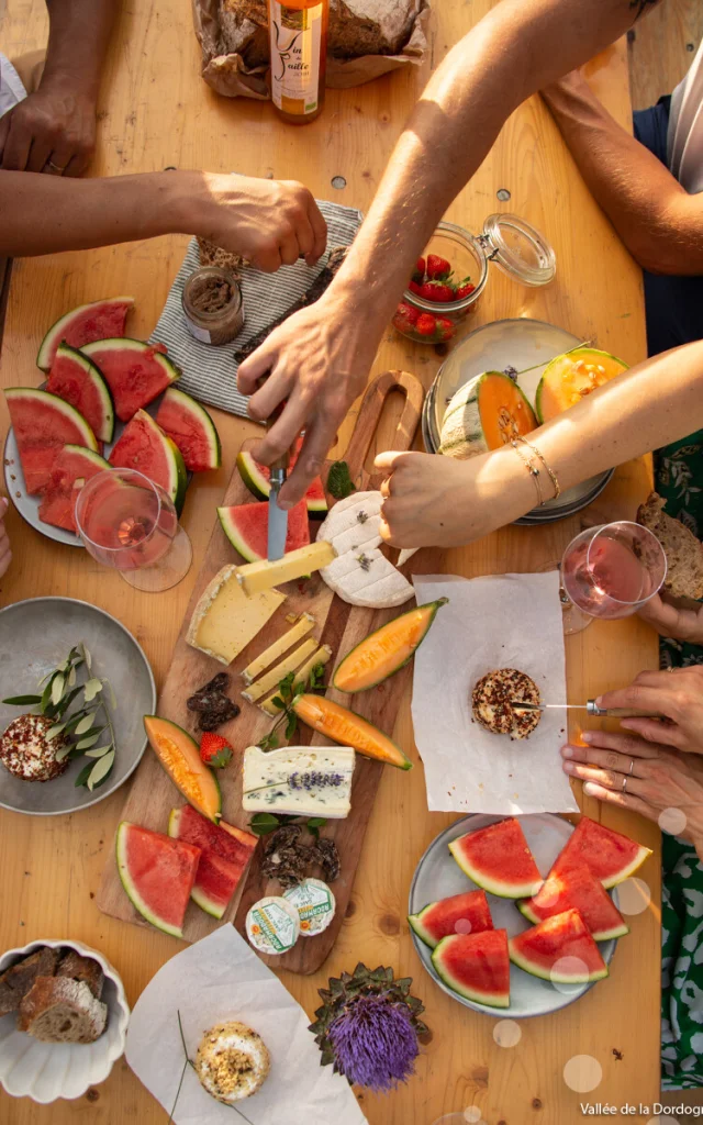 Table Gourmande Marche De Pays Malika Turin.jpg 1200px