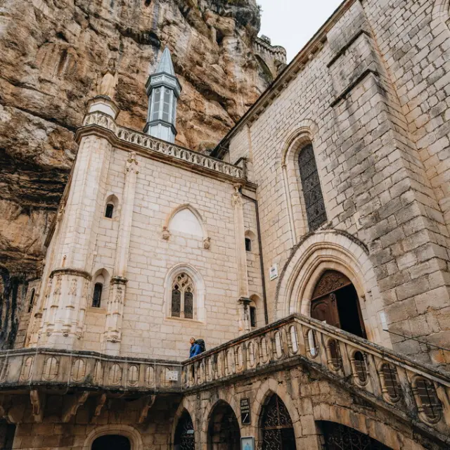 Façade de la Chapelle Notre-Dame et escalier des Pèlerins