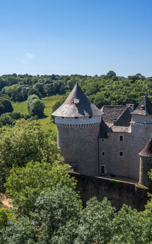 Vue aérienne du Château de Saignes