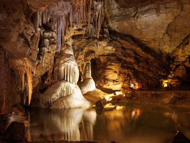 Grottes de Lacave