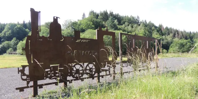 Tacot - Viaduc Rochers Noirs