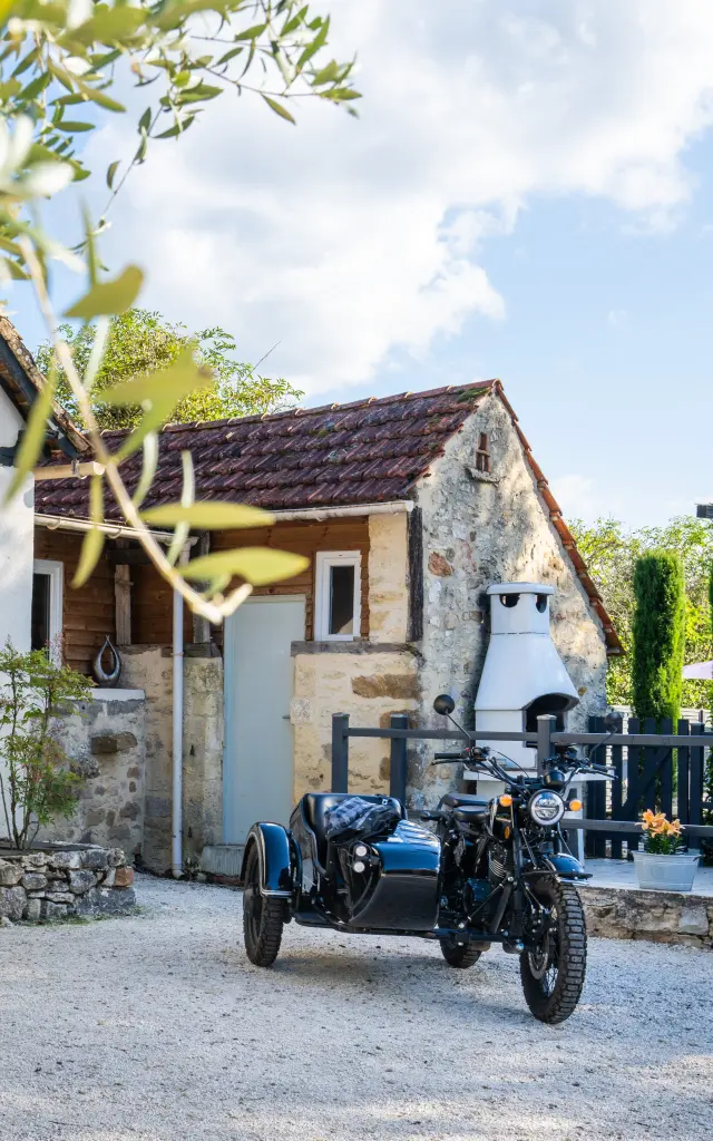 Maison les Chandelles - French Retro Ride