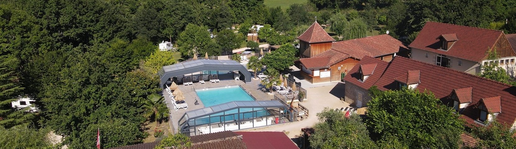 Camping Padimadour vue aérienne à Rocamadour