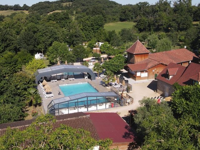 Camping Padimadour vue aérienne à Rocamadour