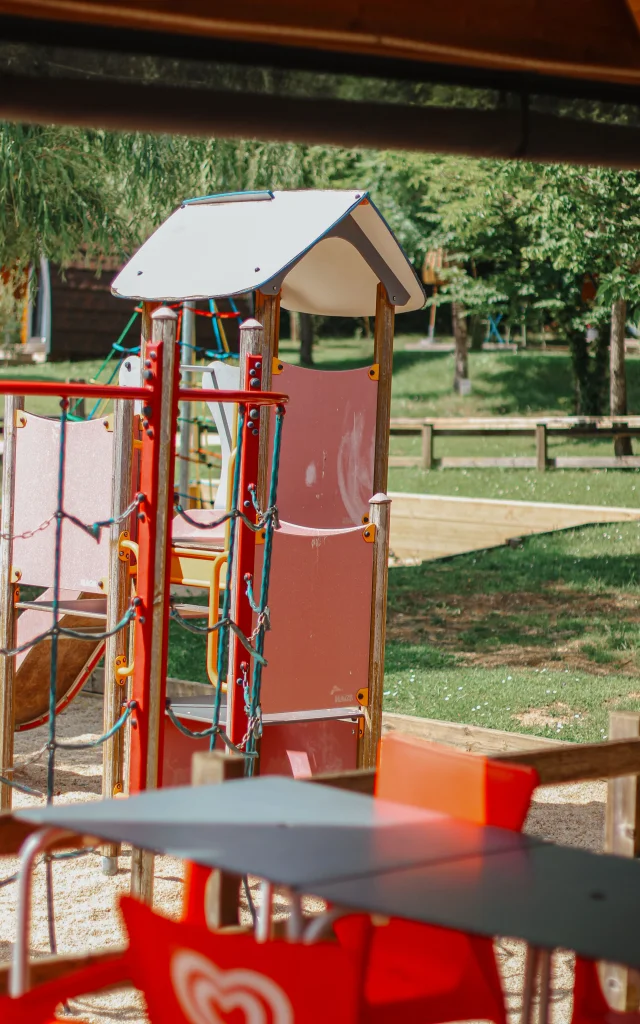 Aire de jeux au Camping le Padimadour