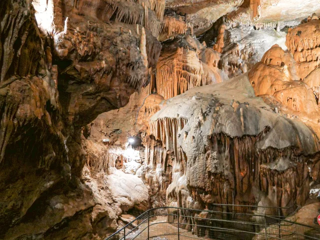 Concrétions Grottes de Presque