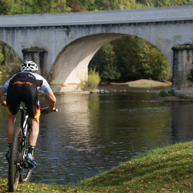 Roc Lanzagais Lanzac Vtt