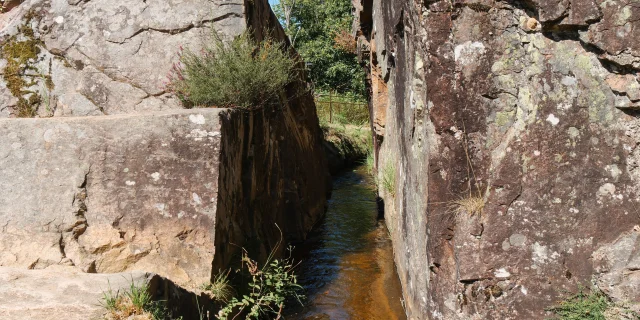 Canal des Moines Aubazine