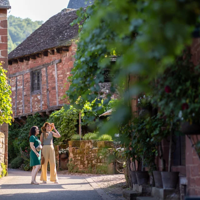 Collonges-la-Rouge