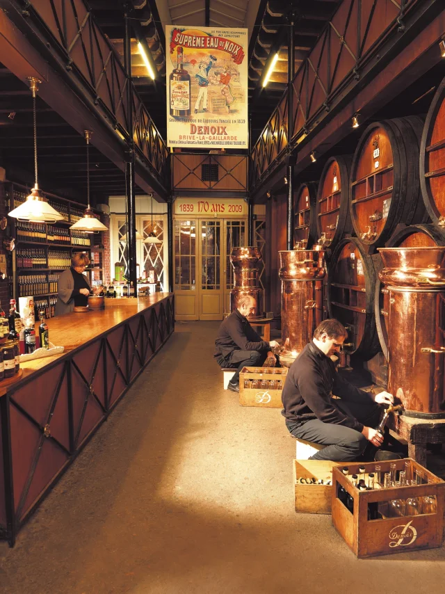 Photo Distillerie Denoix. 2