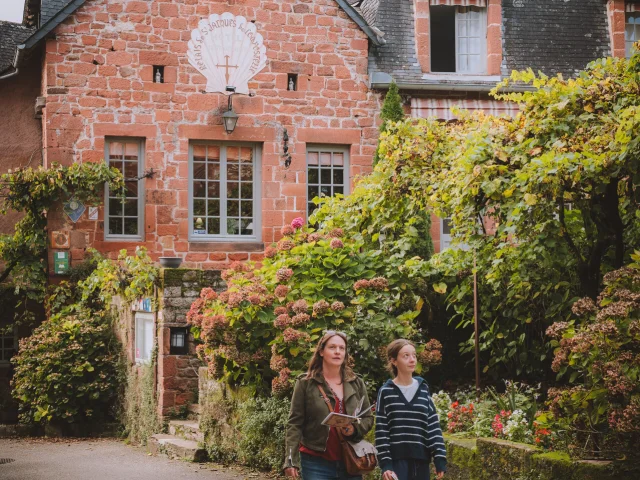 Collonges-la-Rouge