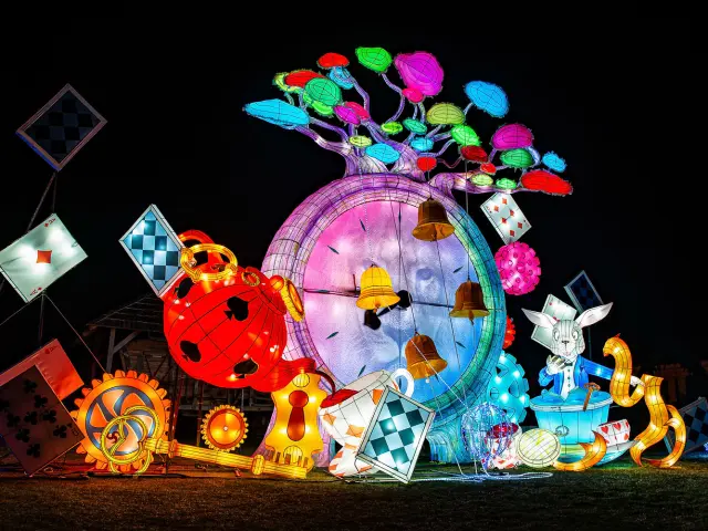 Festival Des Lanternes De Castel Novel