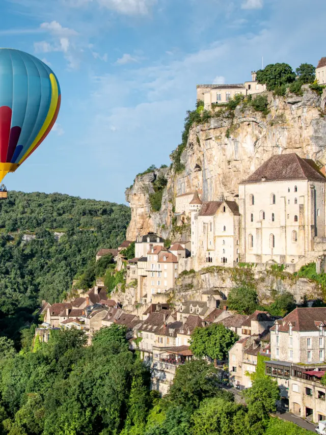 Envol D Une Montgolfiere A Rocamadour Dan Courtice Penn Graphics 2532 1920px