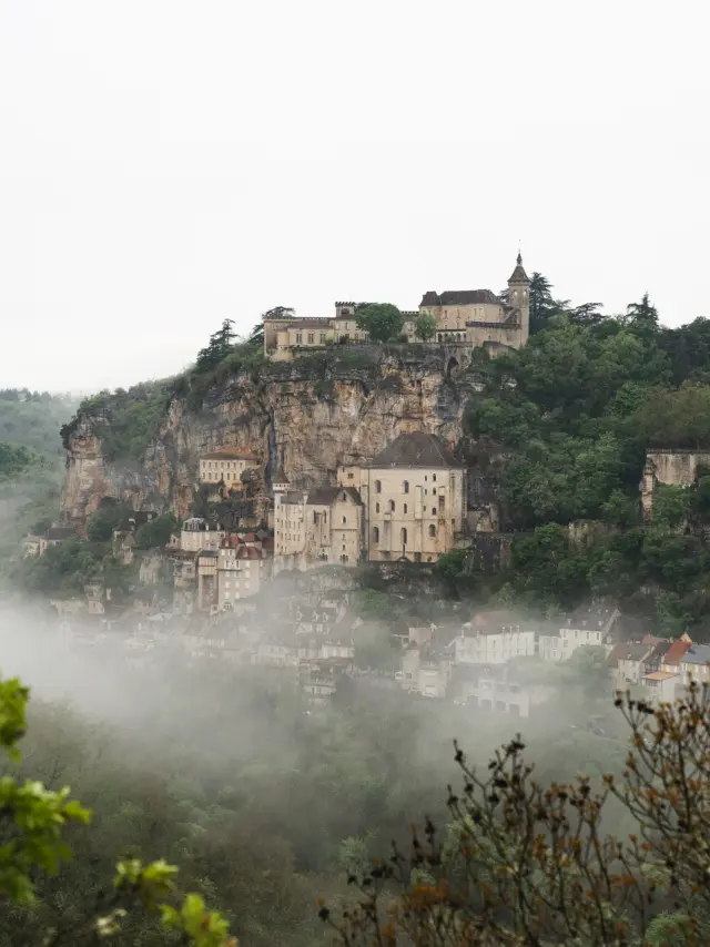 Rocamadour Dans La Brume