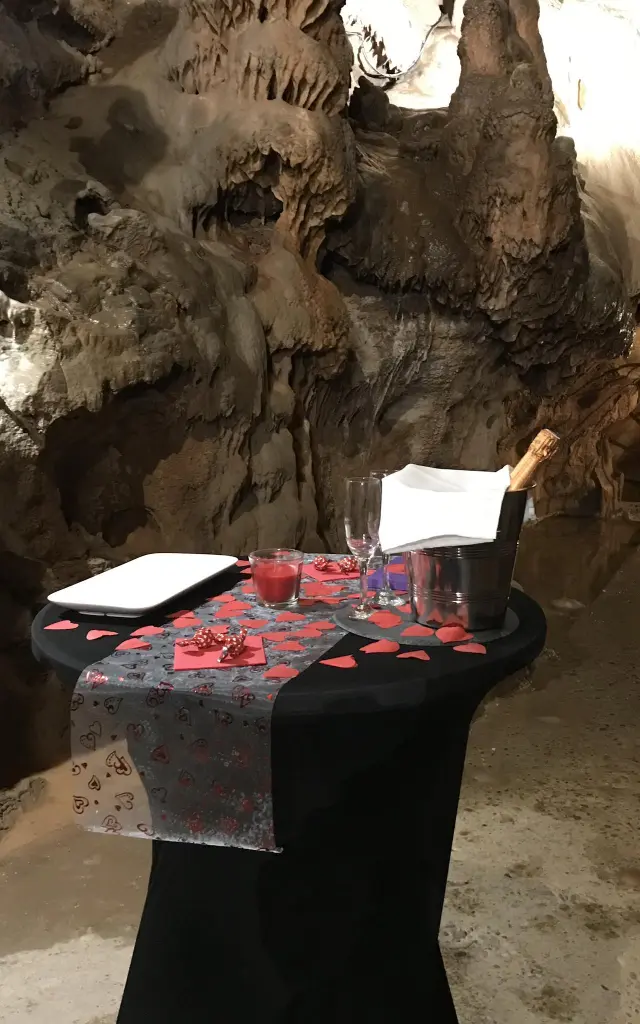 Saint Valentin Grottes De Presque