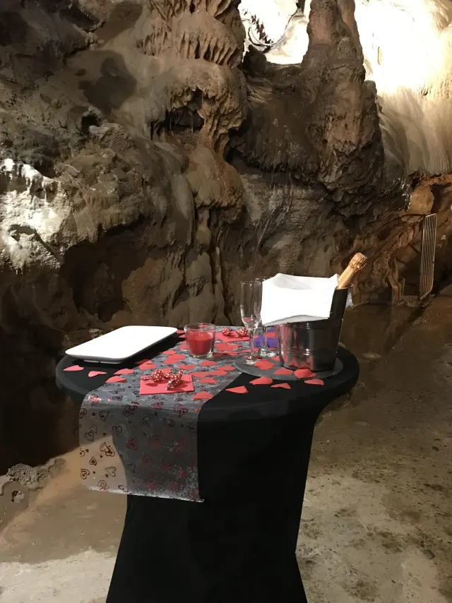 Saint Valentin Grottes De Presque