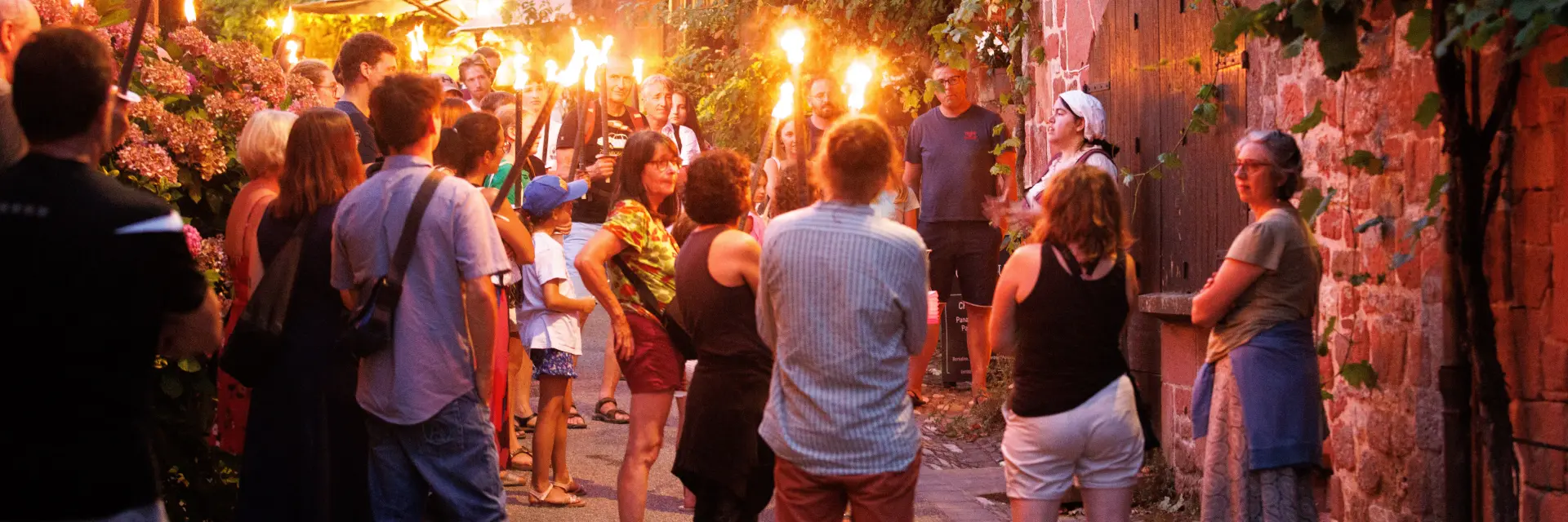 Visite aux flambeaux de Collonges-la-Rouge