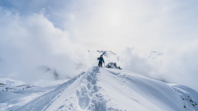 Skieur de la Verbier Freeride Association