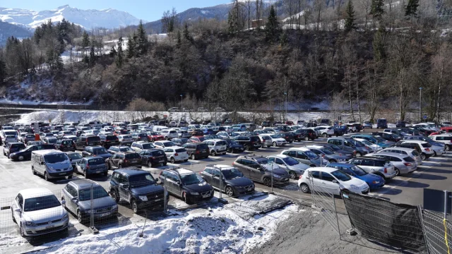 Parking P1 Curala