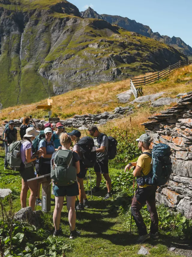 Grand Tour Des Combins @luciaharrison