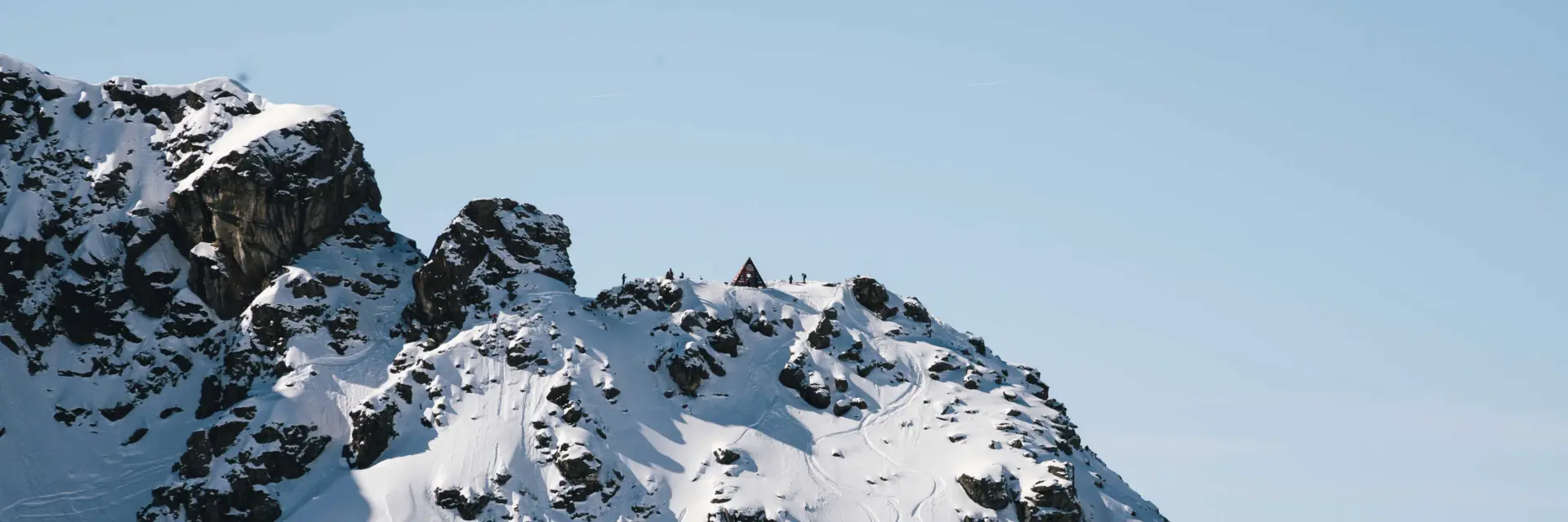 Freeride World Tour 2025 Bec Des Rosses @luciaharrison