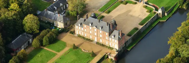 chateau-couterne-vue-ciel