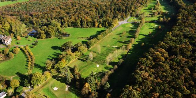 bagnoles-orne-golf-vue-aerienne-foret