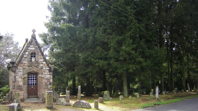 chapelle-sainte-genevieve-face
