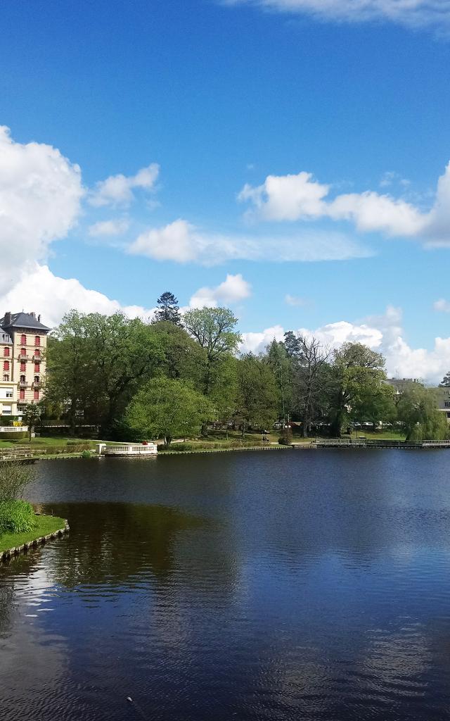 lac-bagnoles-orne-grand-hotel