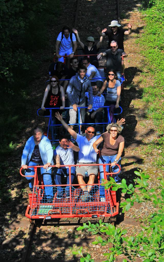 bagnoles-orne-velo-rail-activite-groupe-seminaire-incentive