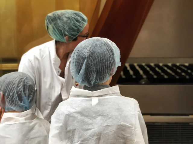 Biscuiterie Lonlay Labbaye Biscuit Gateau Sables Terroir Gastronomie Gourmandise Visite Production Fabrication