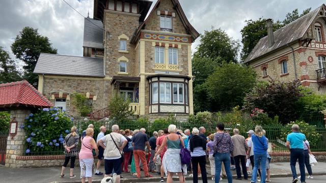 Bagnoles Orne Bebagnoles Visite Guidee Groupe Quartier Belle Epoque Beau Sejour