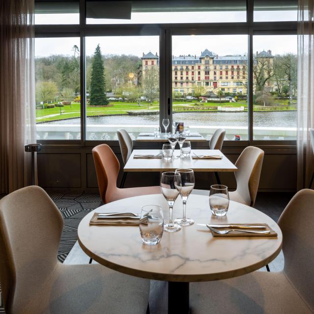 Bagnoles Orne Bebagnoles Restaurant Joa Comptoir Casino Vue Panoramique Lac