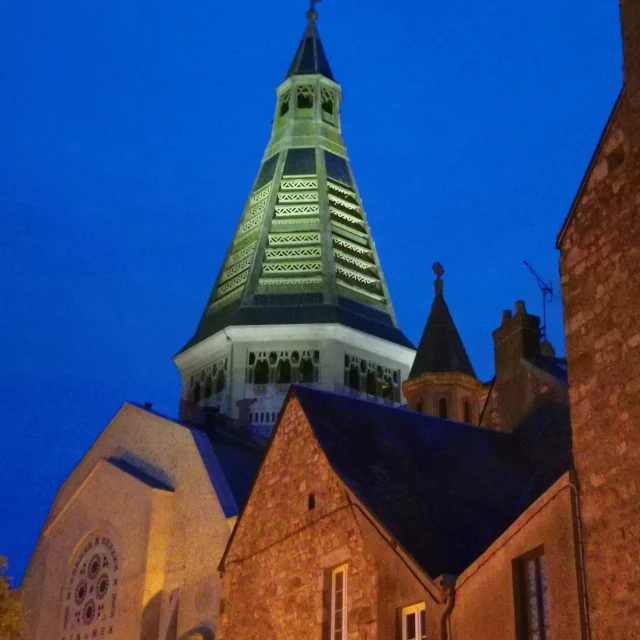 Domfront Poiraie Bocage Nuit Rue Ruelle Eglise Saint Julien Medieval Byzantin