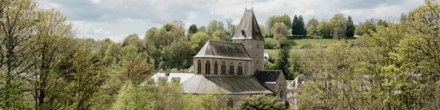 Lonlay Abbaye Domfront Bagnoles Bocage Eglise Champ