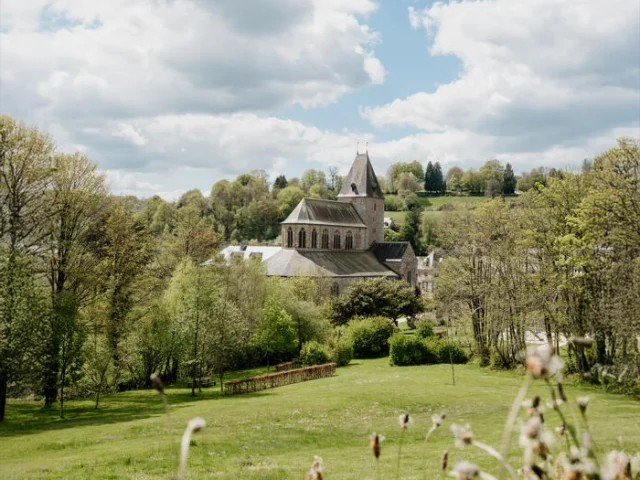 Lonlay Abbaye Domfront Bagnoles Bocage Eglise Champ