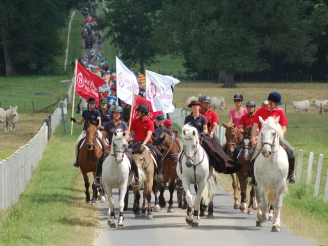 Equirando Cheval Rassemblement Bagnoles Orne Normandie Bocage Equestre2