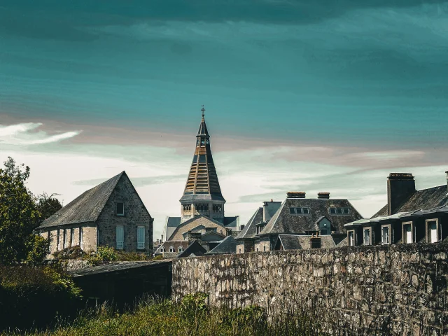 Bocage Destination Domfront Bagnoles Eglise Saint Julien Cite Medievale