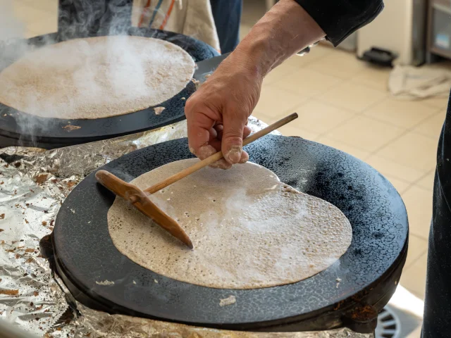 Patrick Brionne et Virginie Le Cerisier 61700 Champsecret zinzindesarrasin@gmail.com 06 82 92 28 38 Le Cerisier 61700 Champsecret zinzindesarrasin@gmail.com 06 82 92 28 38