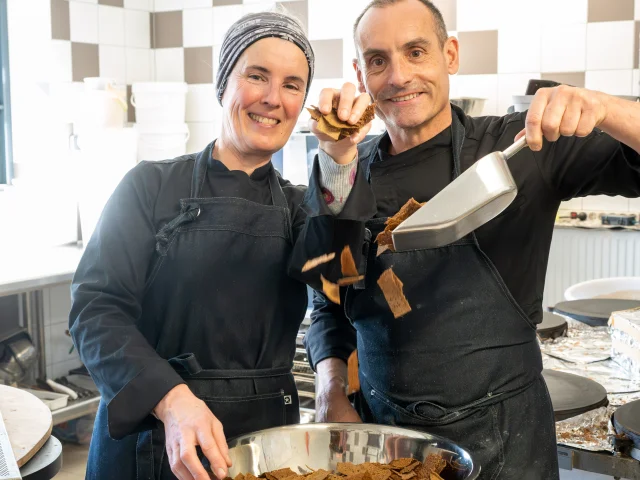 Patrick Brionne et Virginie
Le Cerisier
61700 Champsecret
zinzindesarrasin@gmail.com
06 82 92 28 38
Le Cerisier
61700 Champsecret
zinzindesarrasin@gmail.com
06 82 92 28 38