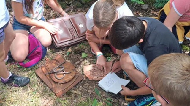 Bocage Destination Domfront Bagnoles Jeu Exploration Mickael Herbulot Archeologue